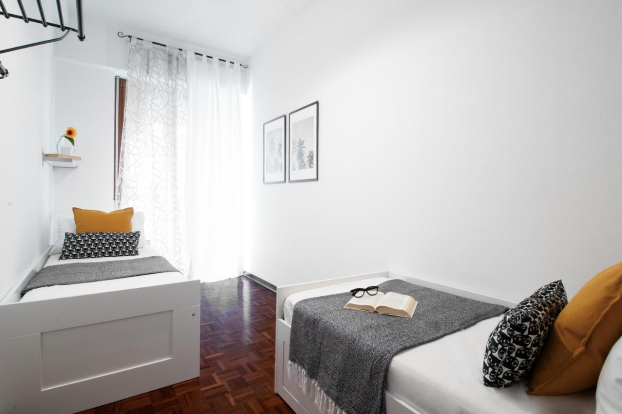 Sunflower Apartment Rapallo Bagian luar foto
